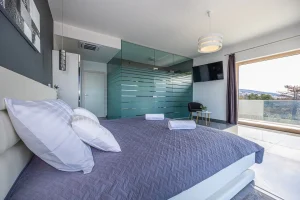 11b57486-aed8-44fd-9101-752726262fa4