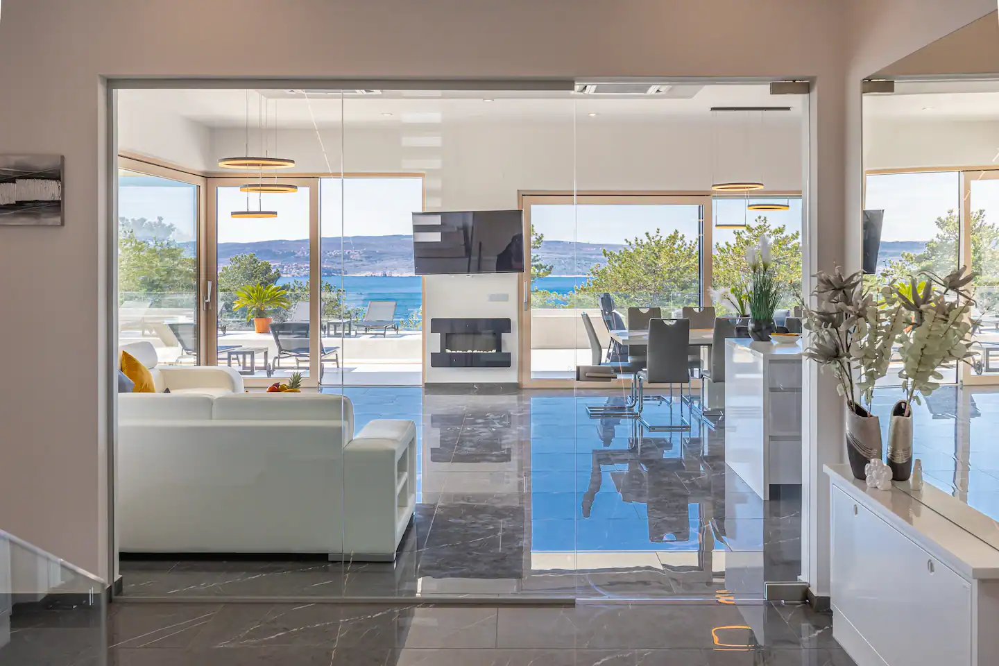 26f757df-c58c-475a-b4ab-66bb68292e4e