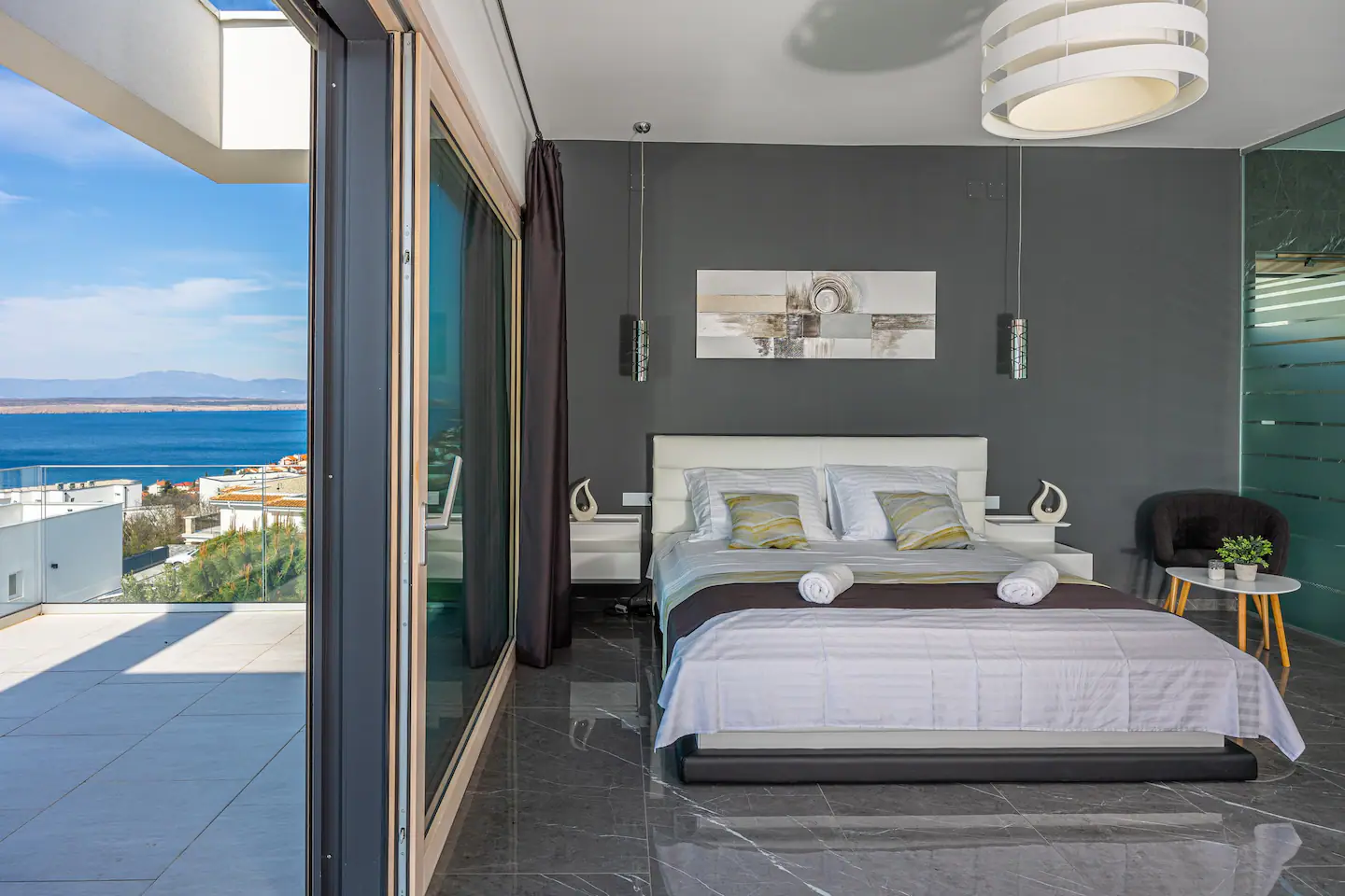 56b11d2e-7662-49d5-ac0e-a2d371c7959b