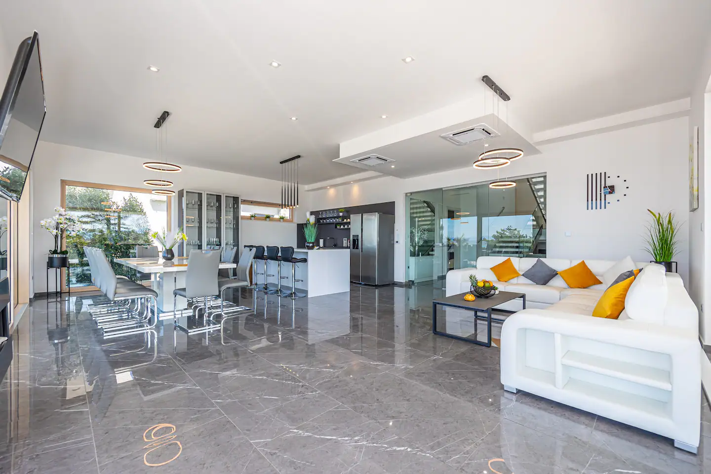 8a942e1b-b41d-4ec2-b744-a844ceb41b3a