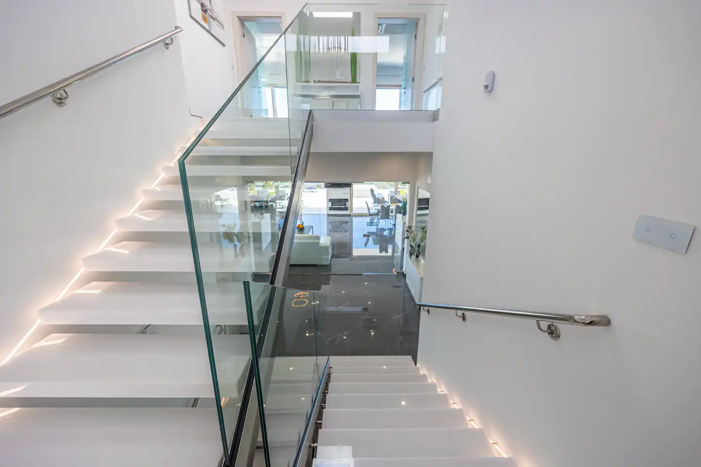 bca06c68-705f-4bce-8f9c-cef774d024bc