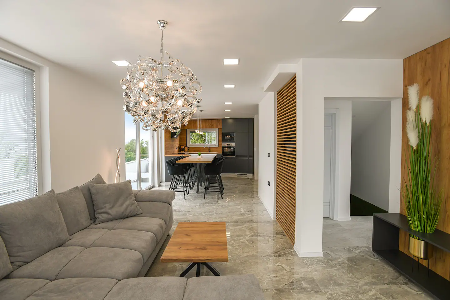 be22d386-aa63-4e18-9a82-d67acb80597b