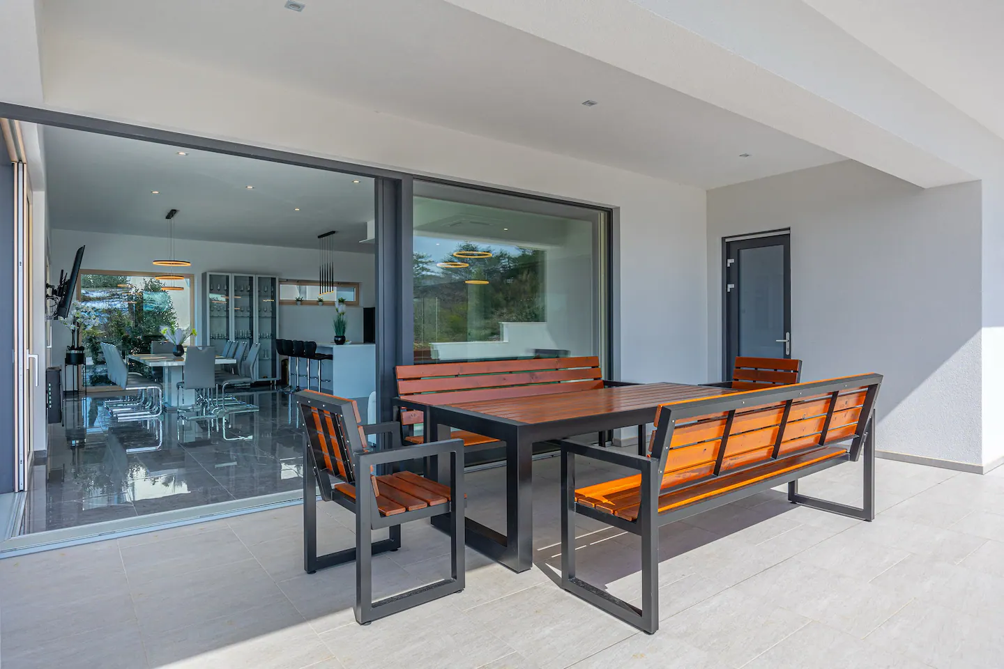 eaf517aa-55d9-4d82-bb05-a0269438e39d